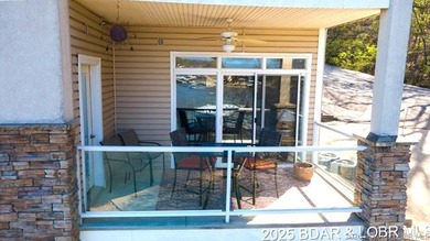 Welcome to effortless lake living in this small, private complex - photo 23