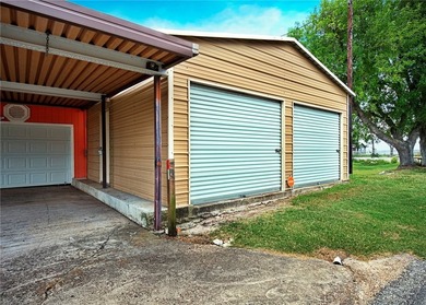 FUN AWAITS ON SUNSET DRIVE!!! WELCOME TO YOUR PEACEFUL - photo 24
