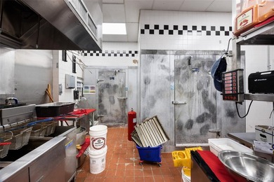 Investment Opportunity Prime Commercial Property for Sale in - photo 26