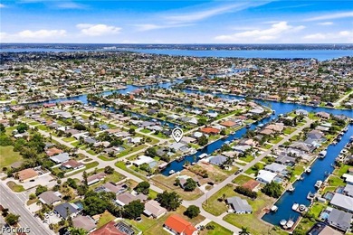 BOATER'S PARADISE WITH DIRECT GULF ACCESS! This beautifully - photo 46