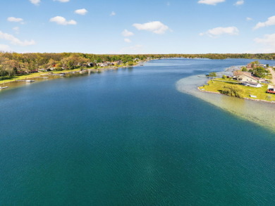 A TRULY RARE LAKEFRONT FIND! - photo 15