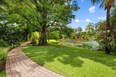 Spectacular, Grande Manor on 3 sprawling acres completely fenced - photo 17