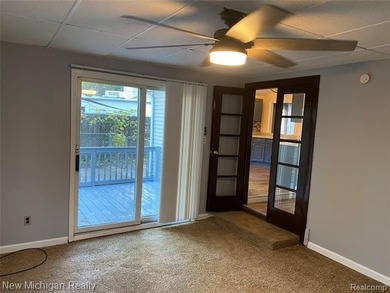 GREAT LOCATION----Well maintained and spacious ranch with - photo 18