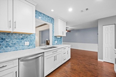 Rare opportunity in the desirable Palm Beach National Golf & - photo 10