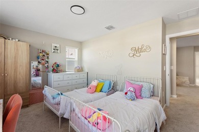 Welcome to your 5 bedroom, 3.5 bath home situated on a premium - photo 33