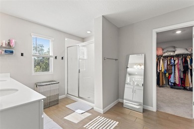 Welcome to your 5 bedroom, 3.5 bath home situated on a premium - photo 40