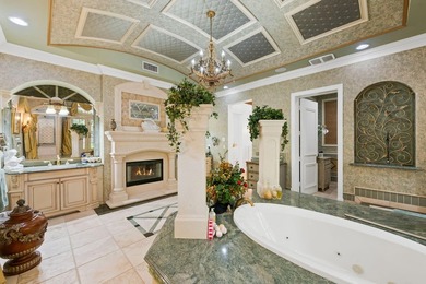 Spectacular, Grande Manor on 3 sprawling acres completely fenced - photo 40