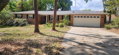 Lake Minnehaha Home For Sale in Clermont Florida