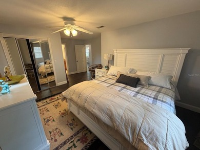 PRICE: Construction comparables indicate a price of $580,000 - photo 9