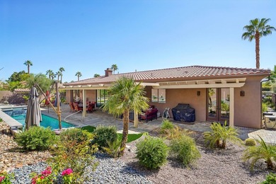 St. Augustine Community Stunner in Rancho Mirage! This luxurious - photo 7