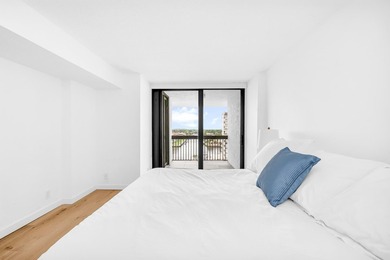 Oceanfront building located on the famous Hillsboro - photo 19