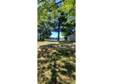 Maple Lake Lot For Sale in Paw Paw Michigan