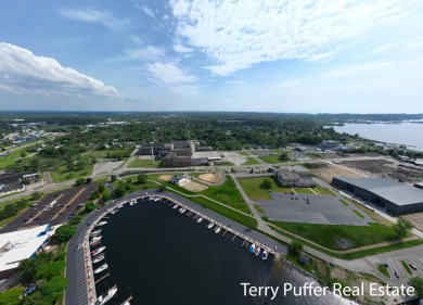 Discover the perfect canvas for your vision with 10 waterfront - photo 5