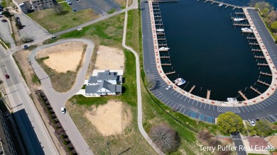 Discover the perfect canvas for your vision with 10 waterfront - photo 10