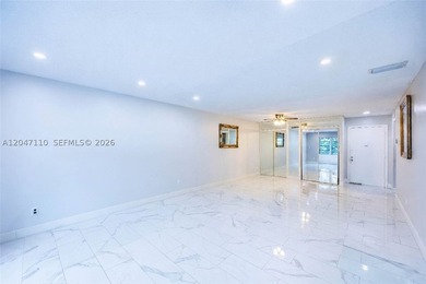 Move right into this beautifully updated 1-bedroom,1.5-bath - photo 4