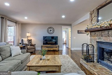 Fully renovated home ideally located between Clayton and Lake