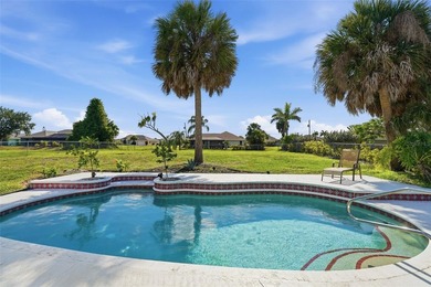 Virtually Staged. Welcome to 275 Rotonda Blvd N, a furnished - photo 32