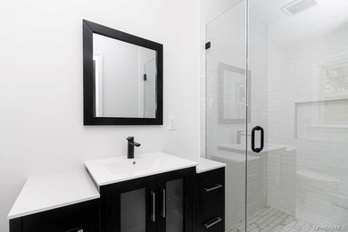 ~Move in ready with all new handsome upgrades~ Welcome to 10 - photo 37