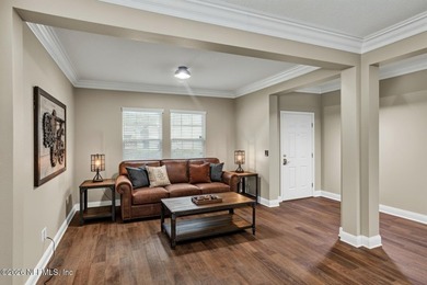 Experience the vacation-every-day lifestyle in this premier - photo 7