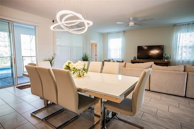 Beautifully furnished home is located on a Coner lot & - photo 9
