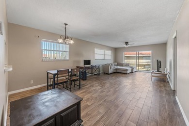 PRICED TO SELLe find your North Palm oasis. Nestled right in the - photo 4