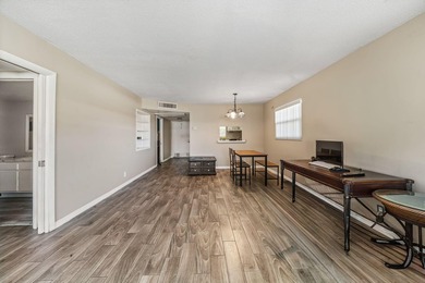 PRICED TO SELLe find your North Palm oasis. Nestled right in the - photo 6