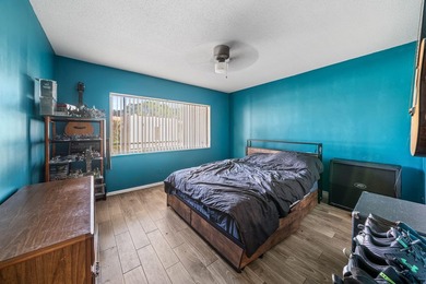 PRICED TO SELLe find your North Palm oasis. Nestled right in the - photo 9