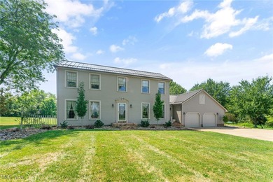 (private lake, pond, creek) Home For Sale in Beloit Ohio