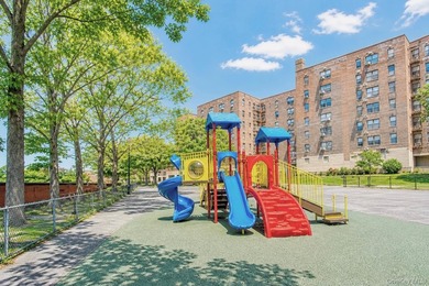 Welcome to this bright and spacious 3-bedroom, 1-bath co-op in - photo 12