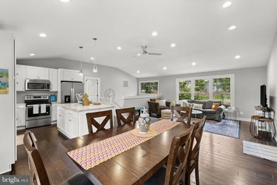 OPEN HOUSE Tomorrow! Sunday, July 12 from 12-3pm. Experience - photo 18