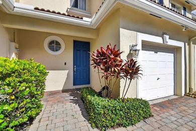 Truly gorgeous and well kept townhome in East Boynton Beach - photo 3