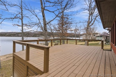 Rare opportunity to own a flat, step-free lakefront lot in the - photo 35