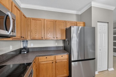 Truly gorgeous and well kept townhome in East Boynton Beach - photo 8