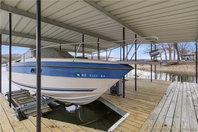 Rare opportunity to own a flat, step-free lakefront lot in the - photo 44