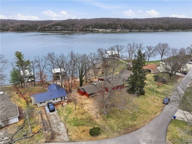 Rare opportunity to own a flat, step-free lakefront lot in the - photo 48
