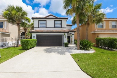 Lake Home Sale Pending in Lake Worth, Florida