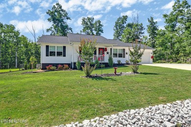 Better Than New! This immaculate 2-bedroom, 2-bath home with a - photo 3