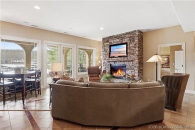 Luxury lake living in prestigious Porto Cima. This exceptional - photo 12