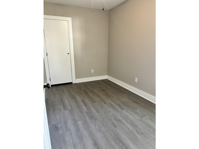 Welcome Home! This adorable home has been fully renovated and is - photo 13
