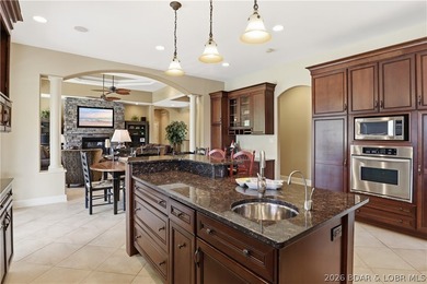 Luxury lake living in prestigious Porto Cima. This exceptional - photo 18