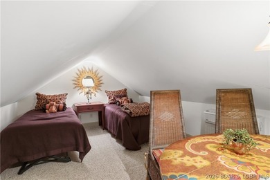 Luxury lake living in prestigious Porto Cima. This exceptional - photo 28