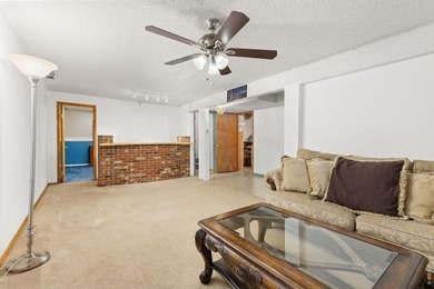 Nestled in desirable southwest Loveland, this beautifully - photo 32
