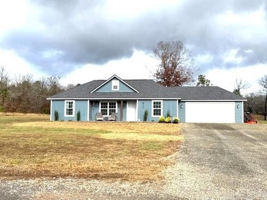 Lake Ouachita Home For Sale in Story Arkansas