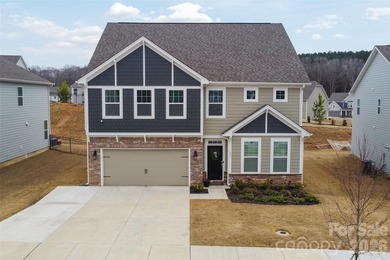 SELLERS WILL ENTERTAIN OFFERS AT $440,000 OR ABOVE! HOME - photo 2