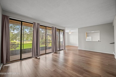 **1ST FLOOR**UPDATED**AMAZING LOCATION** Home insurance is - photo 3