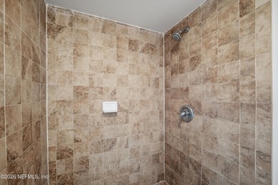 **1ST FLOOR**UPDATED**AMAZING LOCATION** Home insurance is - photo 6