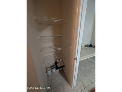 Very nice 3/bed/2 bath condo on second floor. Living/Dining room - photo 10