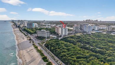 Mesmerizing views from this FULLY RENOVATED corner unit with - photo 3