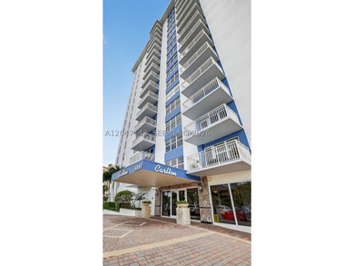 Mesmerizing views from this FULLY RENOVATED corner unit with - photo 4