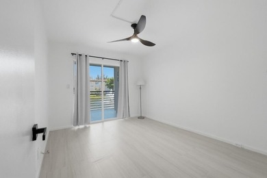 Welcome to this impeccably renovated 2-bedroom, 2-bath residence - photo 6